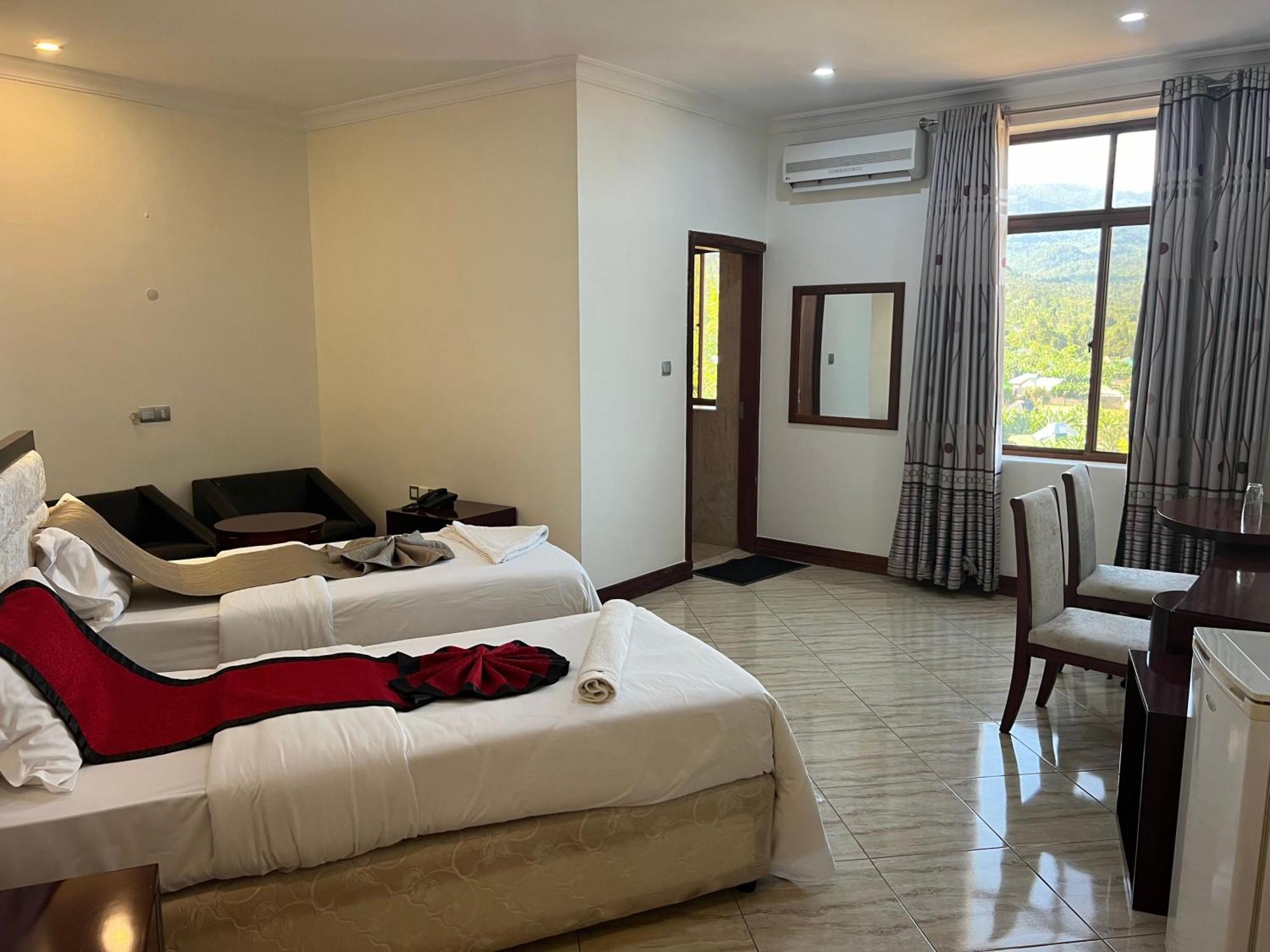 Nejobugg Palace Hotel Nkoanrua Dış mekan fotoğraf