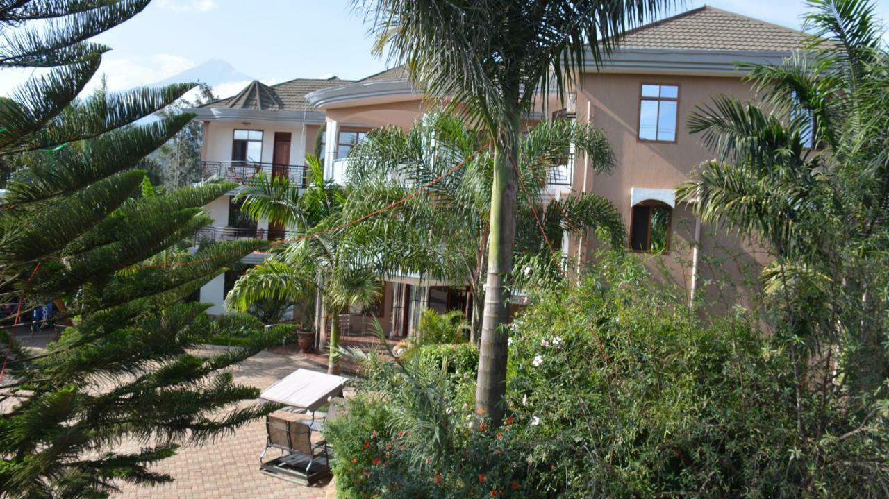 Nejobugg Palace Hotel Nkoanrua Dış mekan fotoğraf