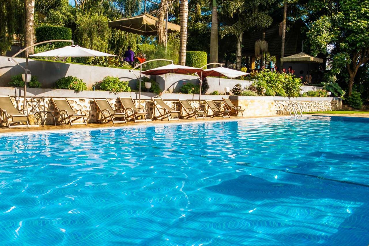 Nejobugg Palace Hotel Nkoanrua Dış mekan fotoğraf